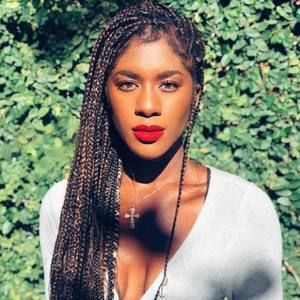 Meet your Posher, Aleisha